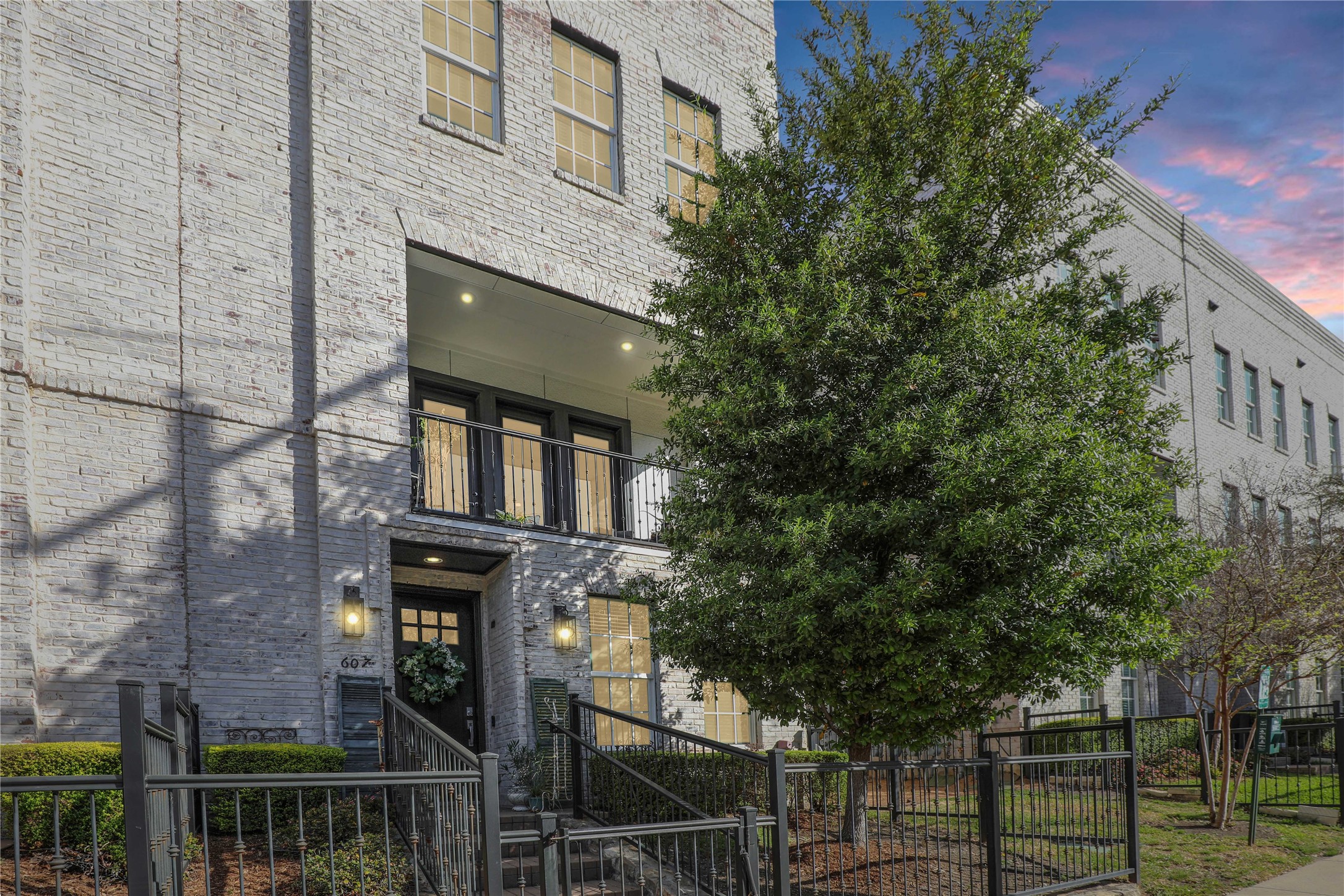 7333 Valley View Lane Dallas TX 75240