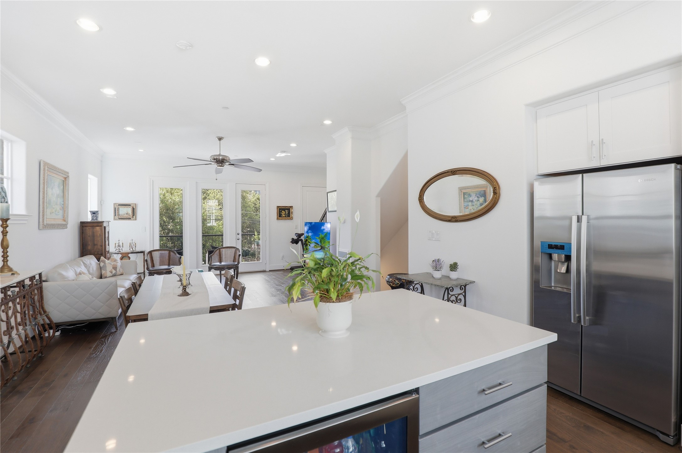 7333 Valley View Lane Dallas TX 75240