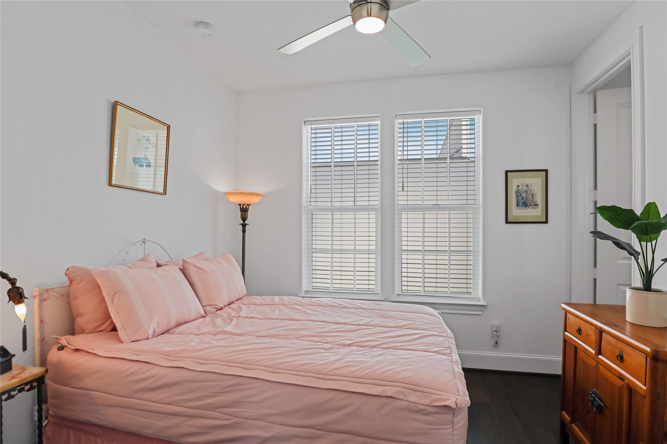 7333 Valley View Lane Dallas TX 75240