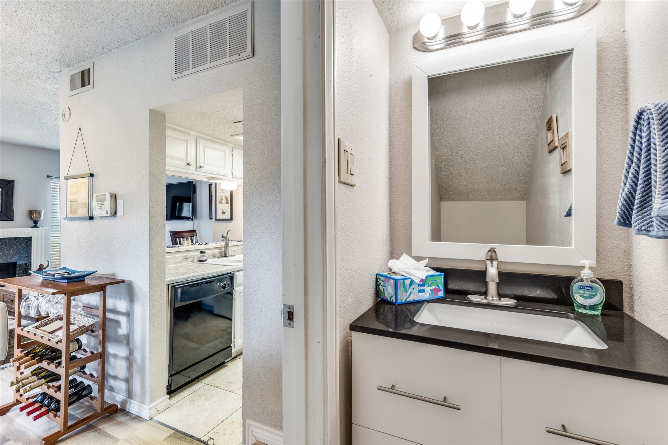 2103 Park Willow Lane Arlington TX 76011