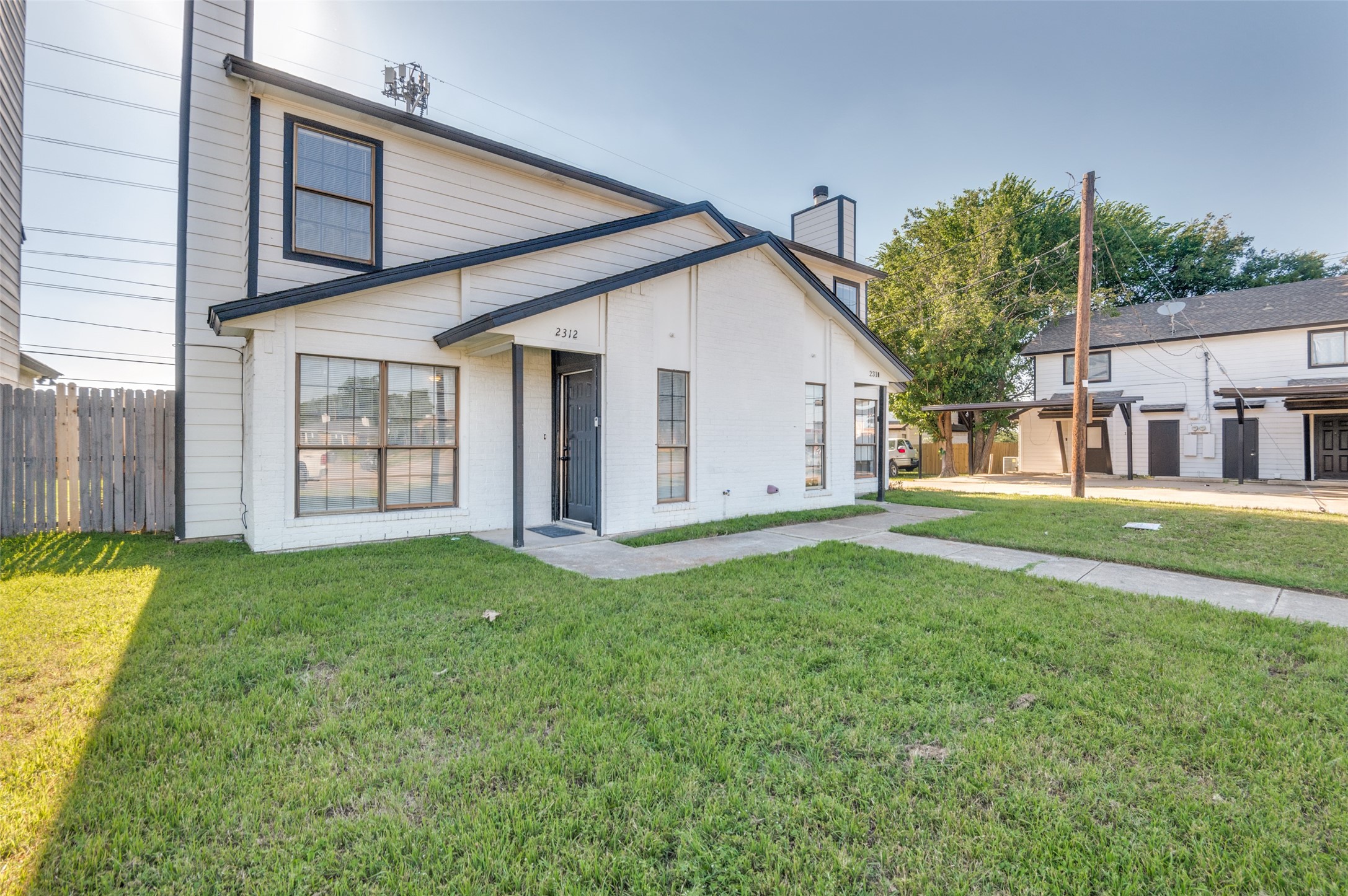 2312 Sherry Street Arlington TX 76014