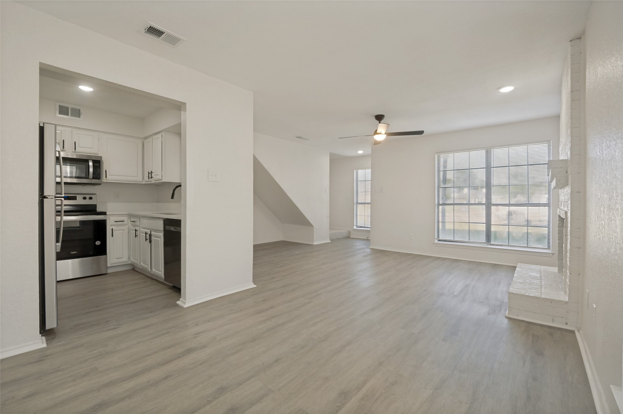 2312 Sherry Street Arlington TX 76014