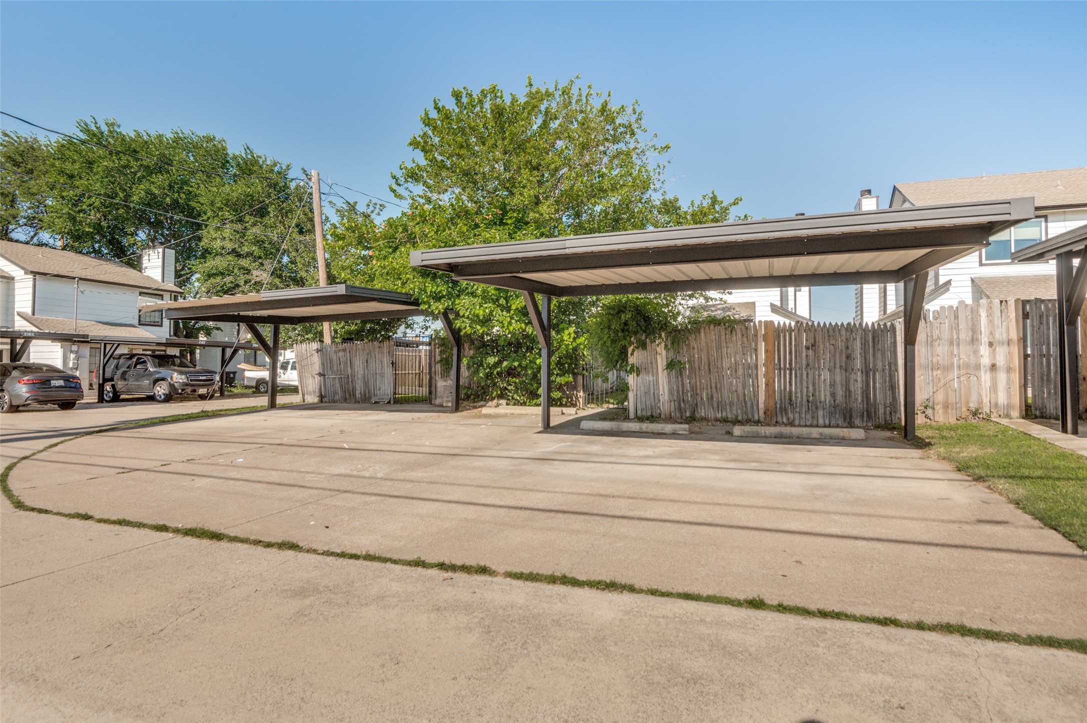 2312 Sherry Street Arlington TX 76014