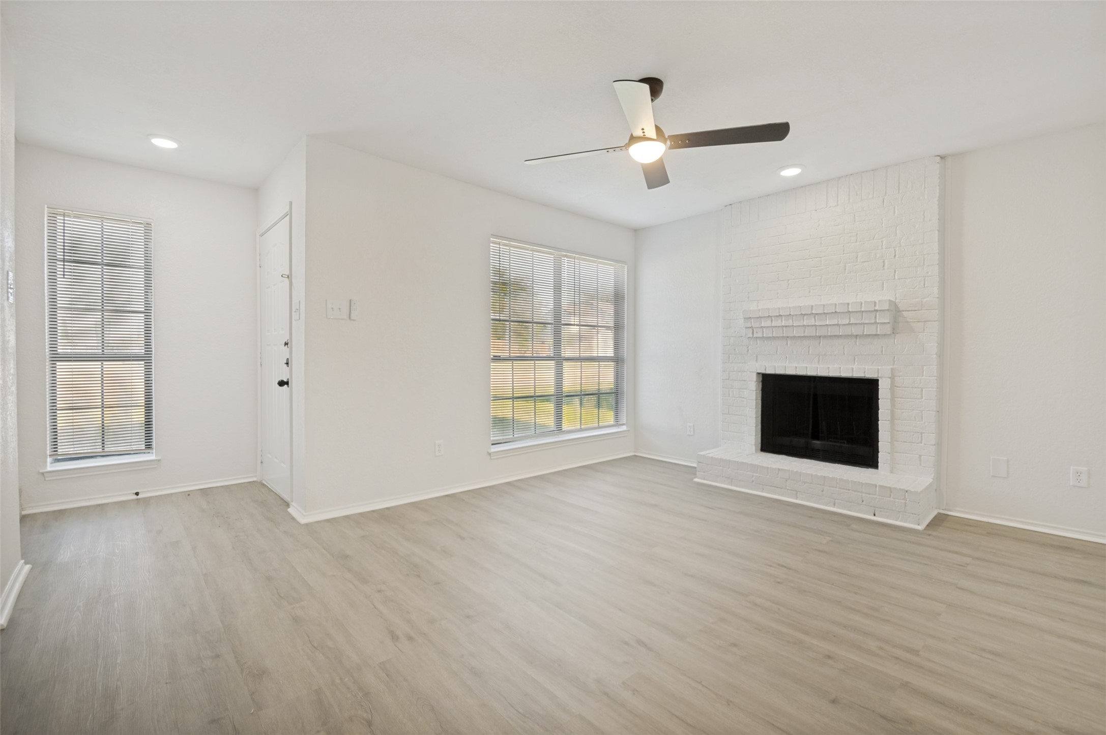 2312 Sherry Street Arlington TX 76014