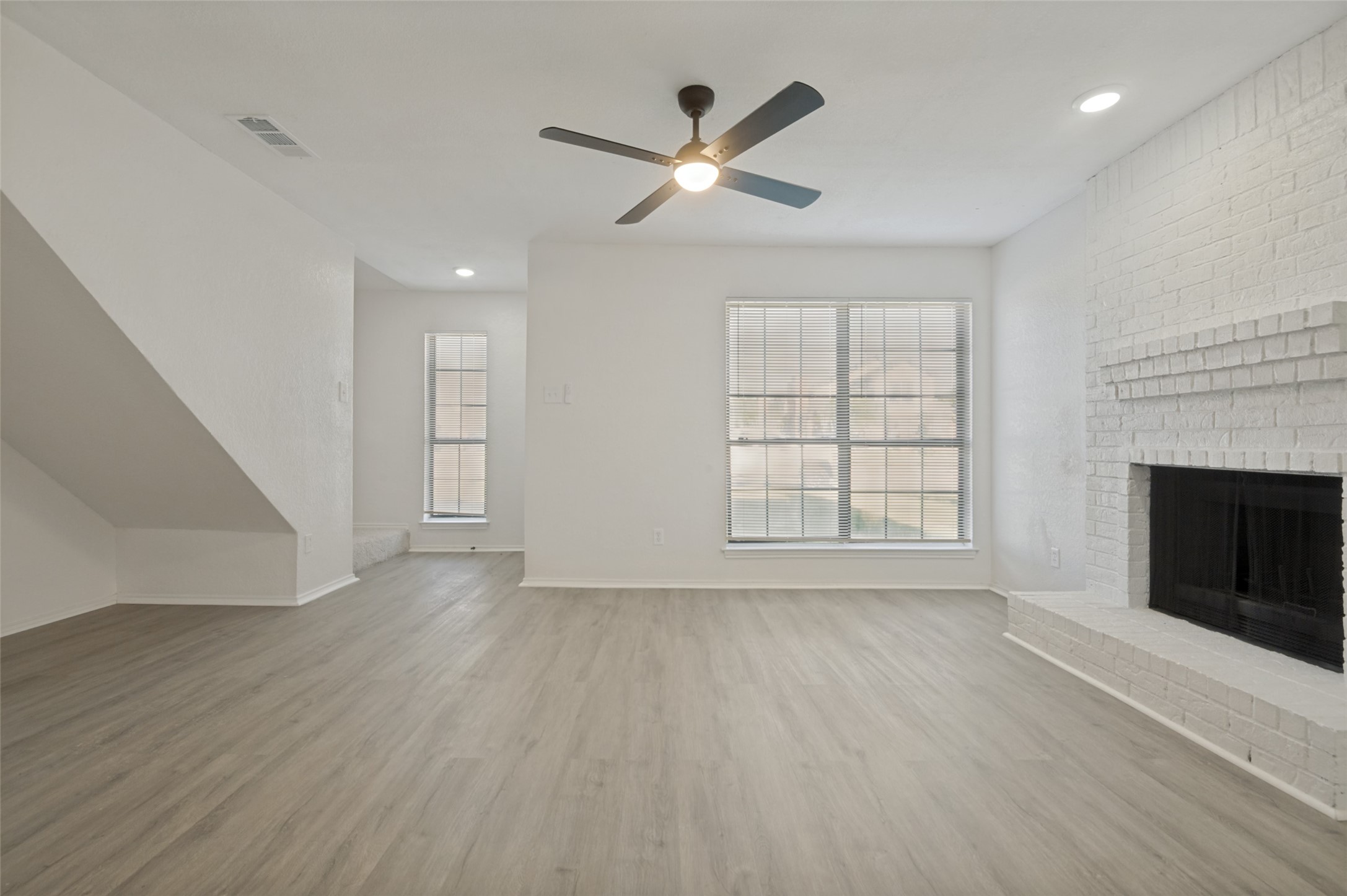 2312 Sherry Street Arlington TX 76014