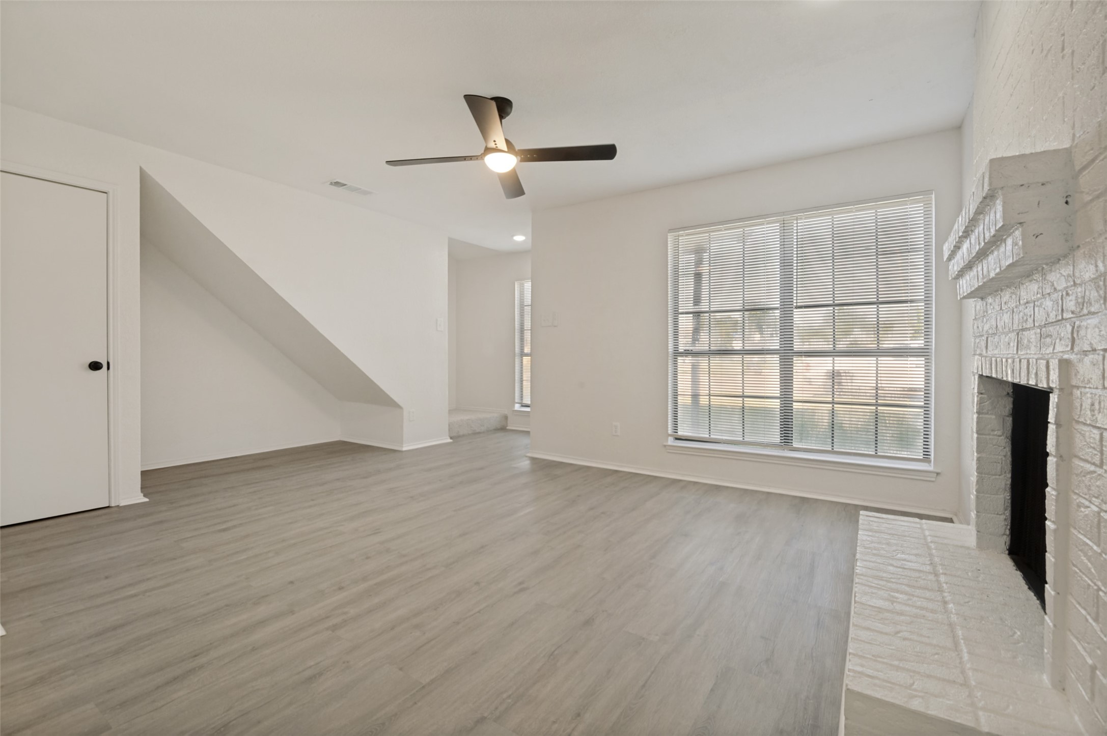 2312 Sherry Street Arlington TX 76014
