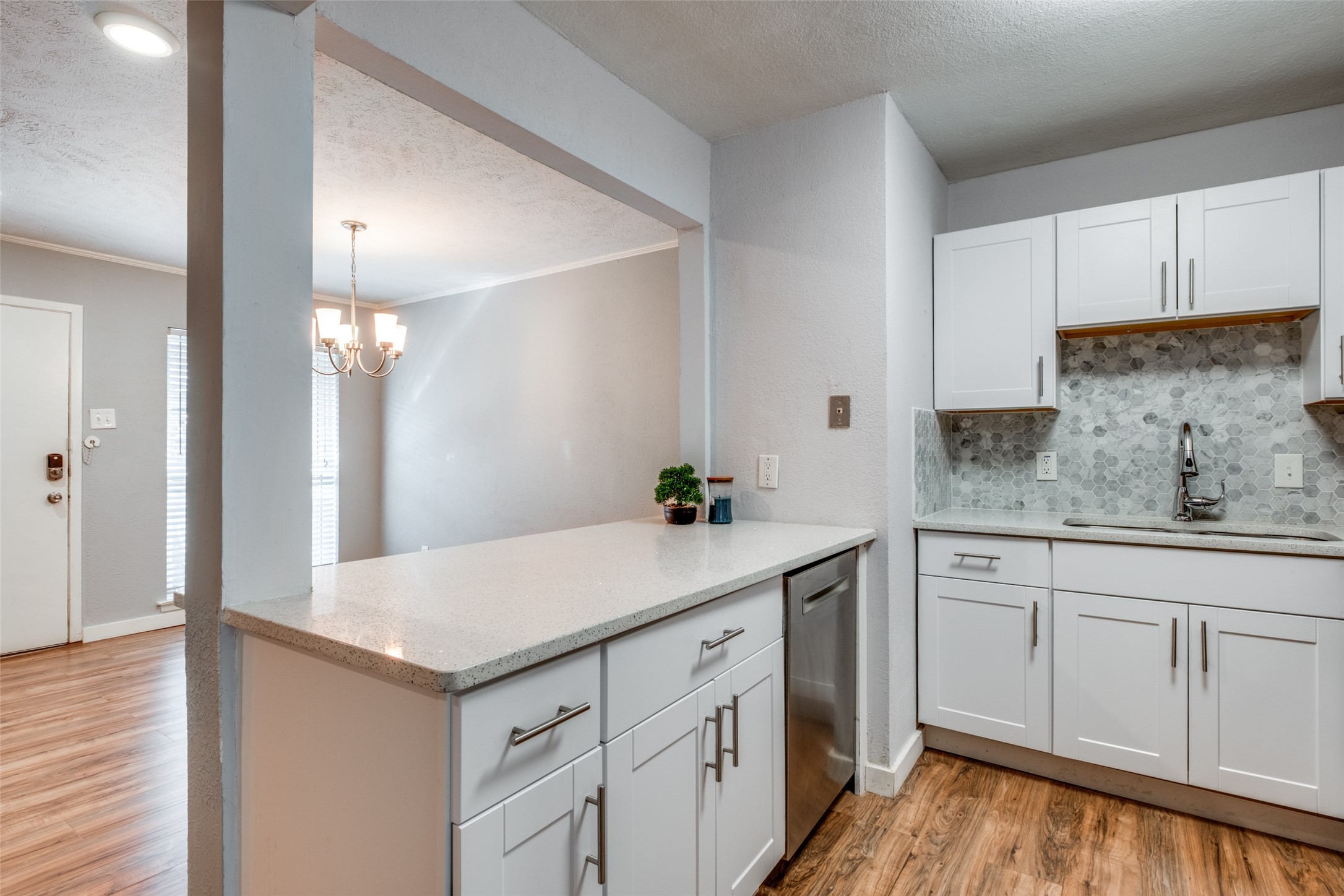 4317 Hartford Street Dallas TX 75219