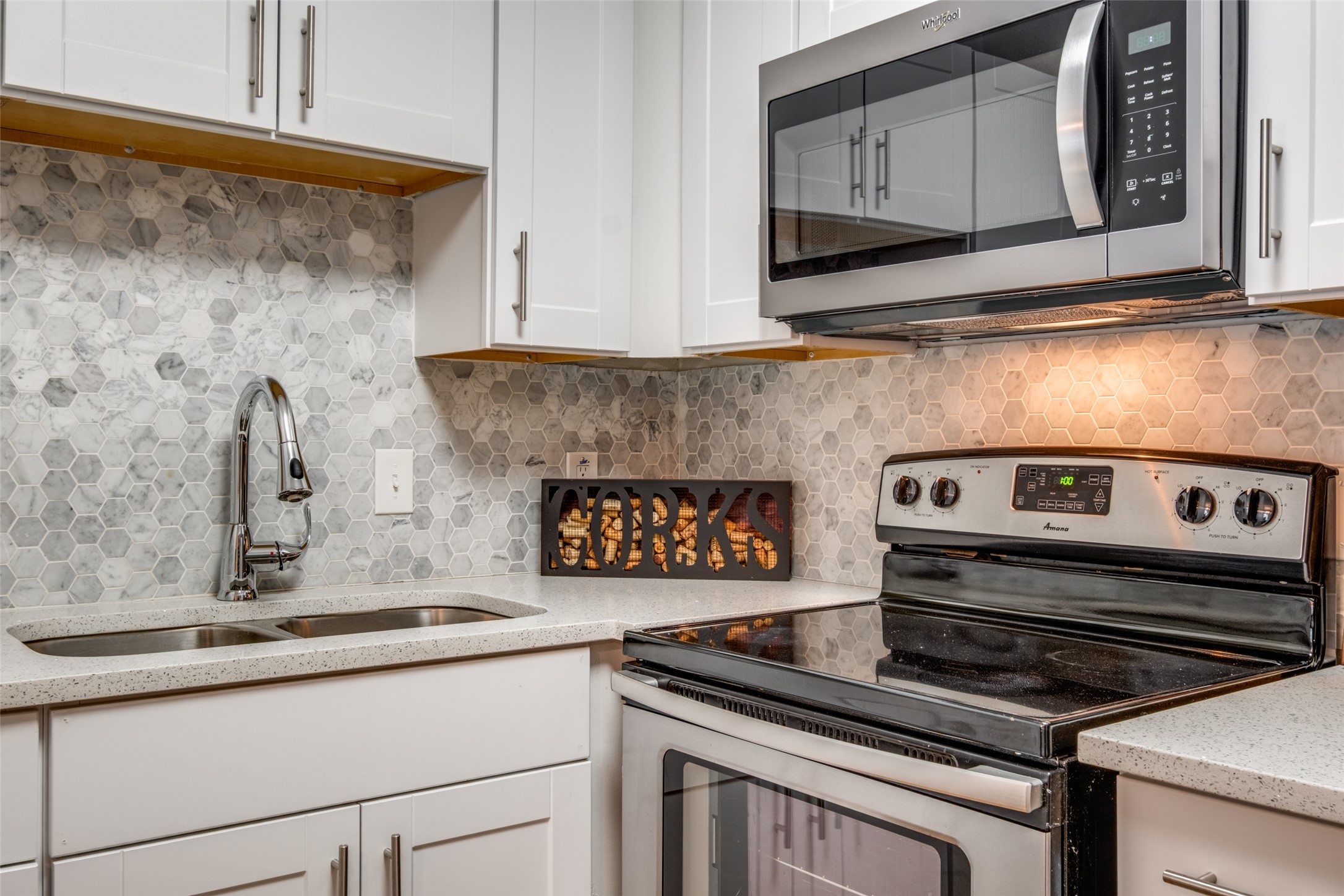 4317 Hartford Street Dallas TX 75219