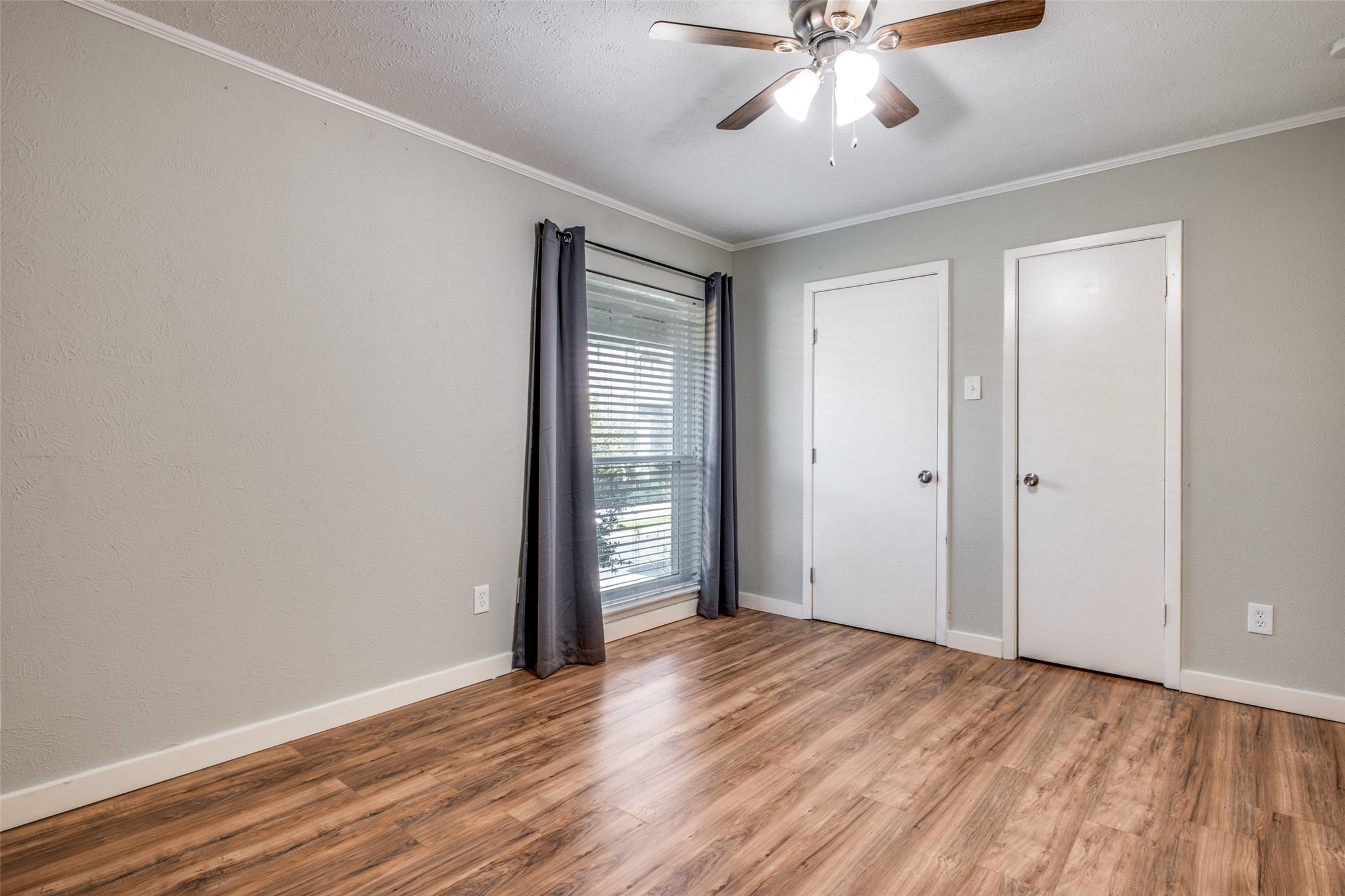 4317 Hartford Street Dallas TX 75219