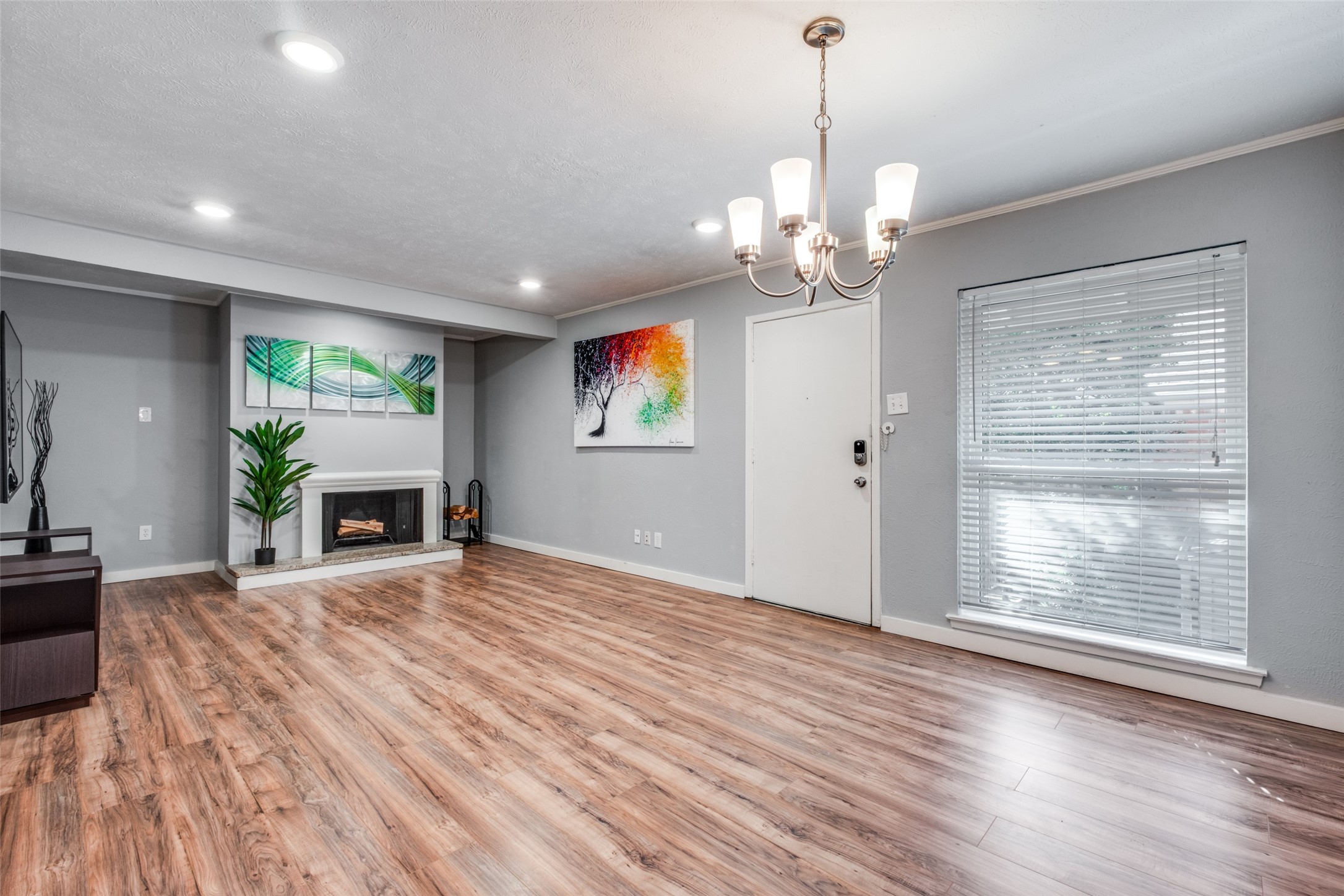 4317 Hartford Street Dallas TX 75219