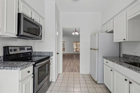 4320 Bellaire Drive S Fort Worth TX 76109