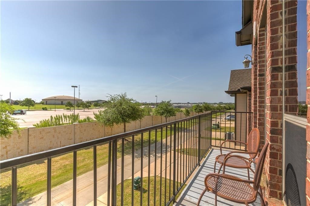 8728 Iron Horse Drive Irving TX 75063