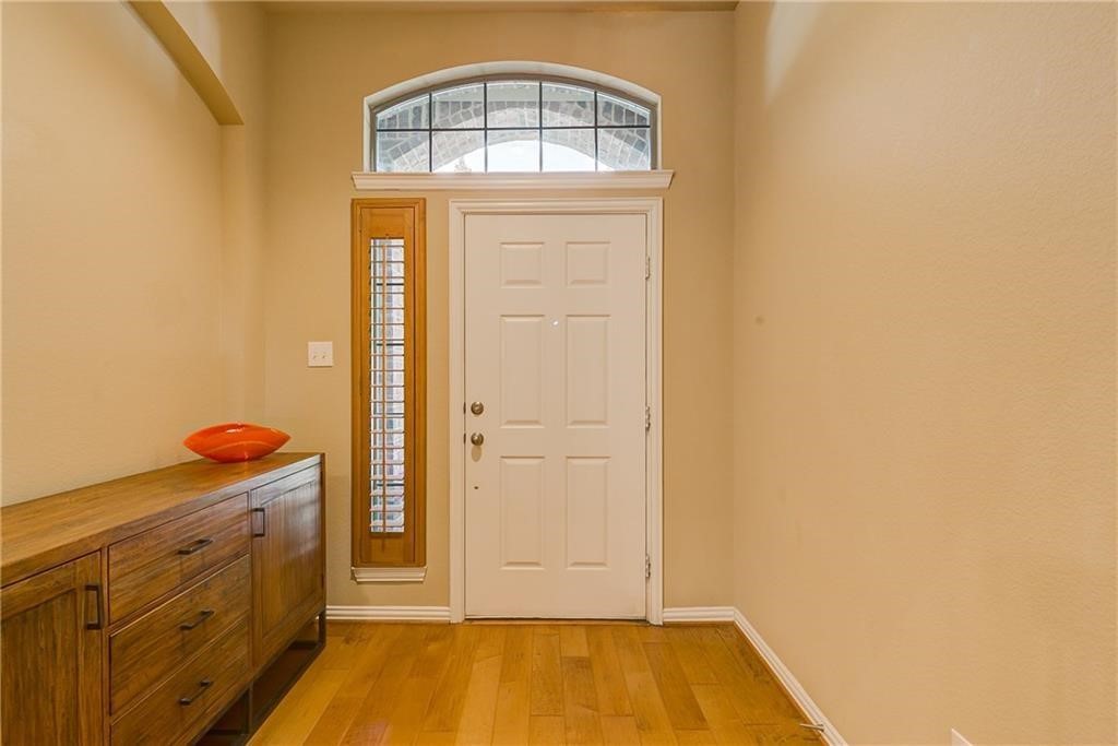 8728 Iron Horse Drive Irving TX 75063