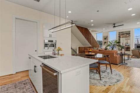 304 Mathey Court Dallas TX 75208