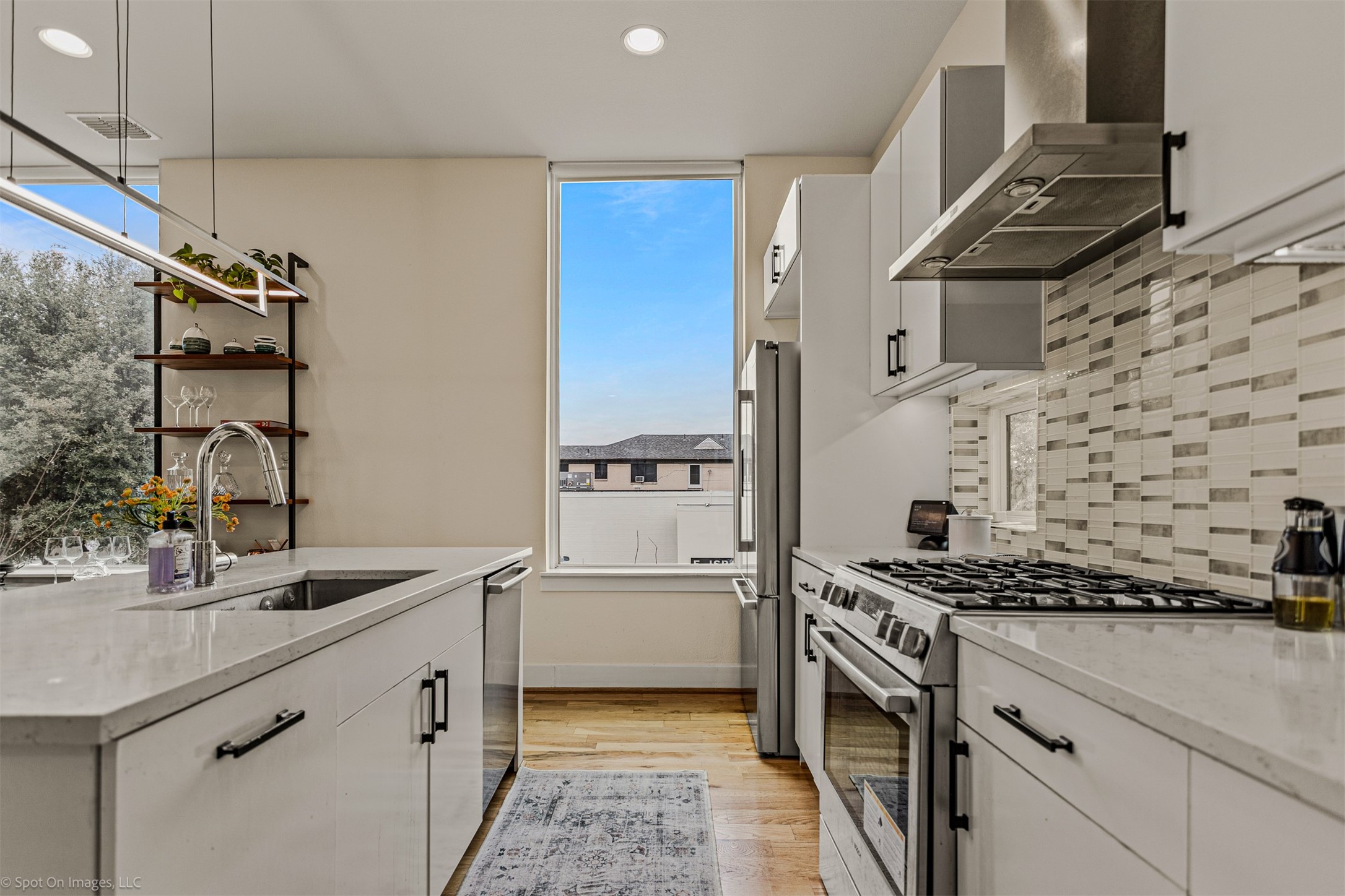 304 Mathey Court Dallas TX 75208