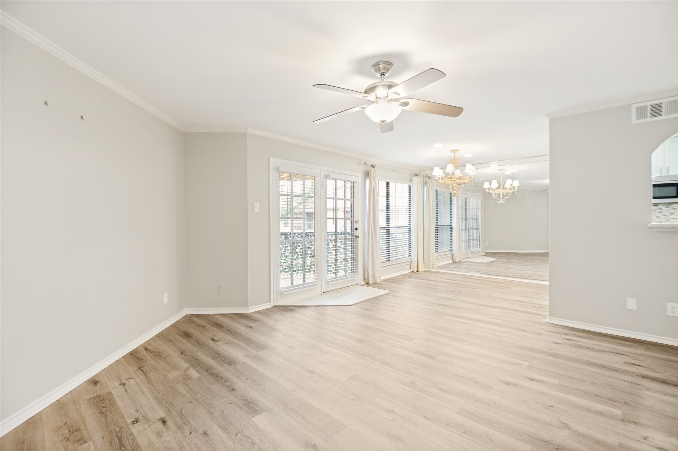 16301 Ledgemont Lane Addison TX 75001