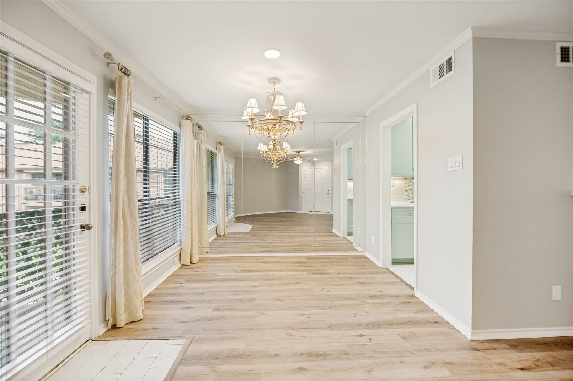 16301 Ledgemont Lane Addison TX 75001