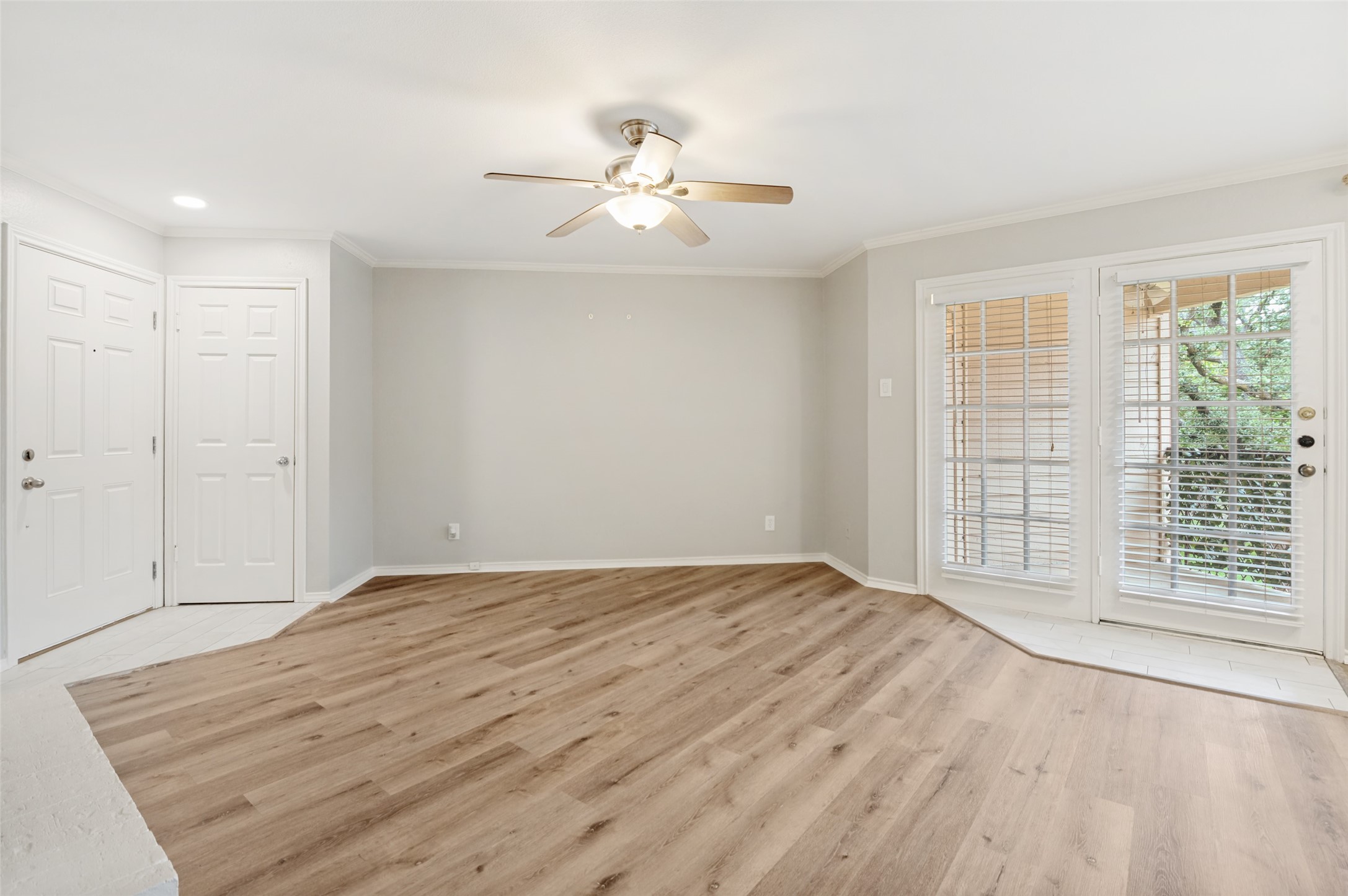 16301 Ledgemont Lane Addison TX 75001