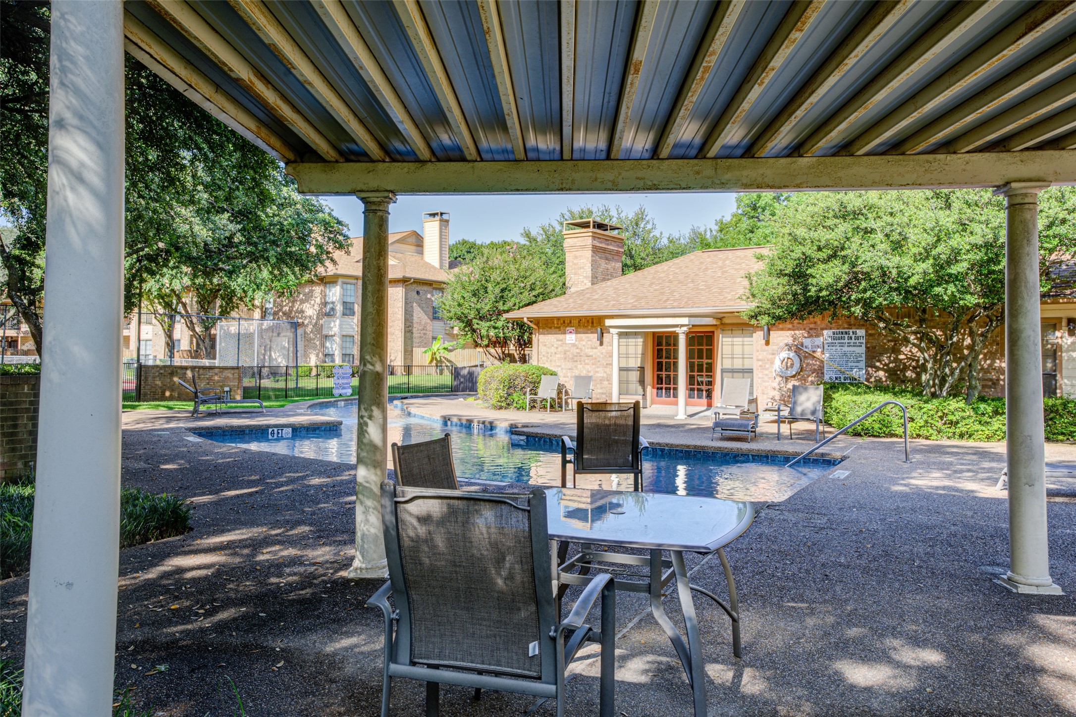 16301 Ledgemont Lane Addison TX 75001