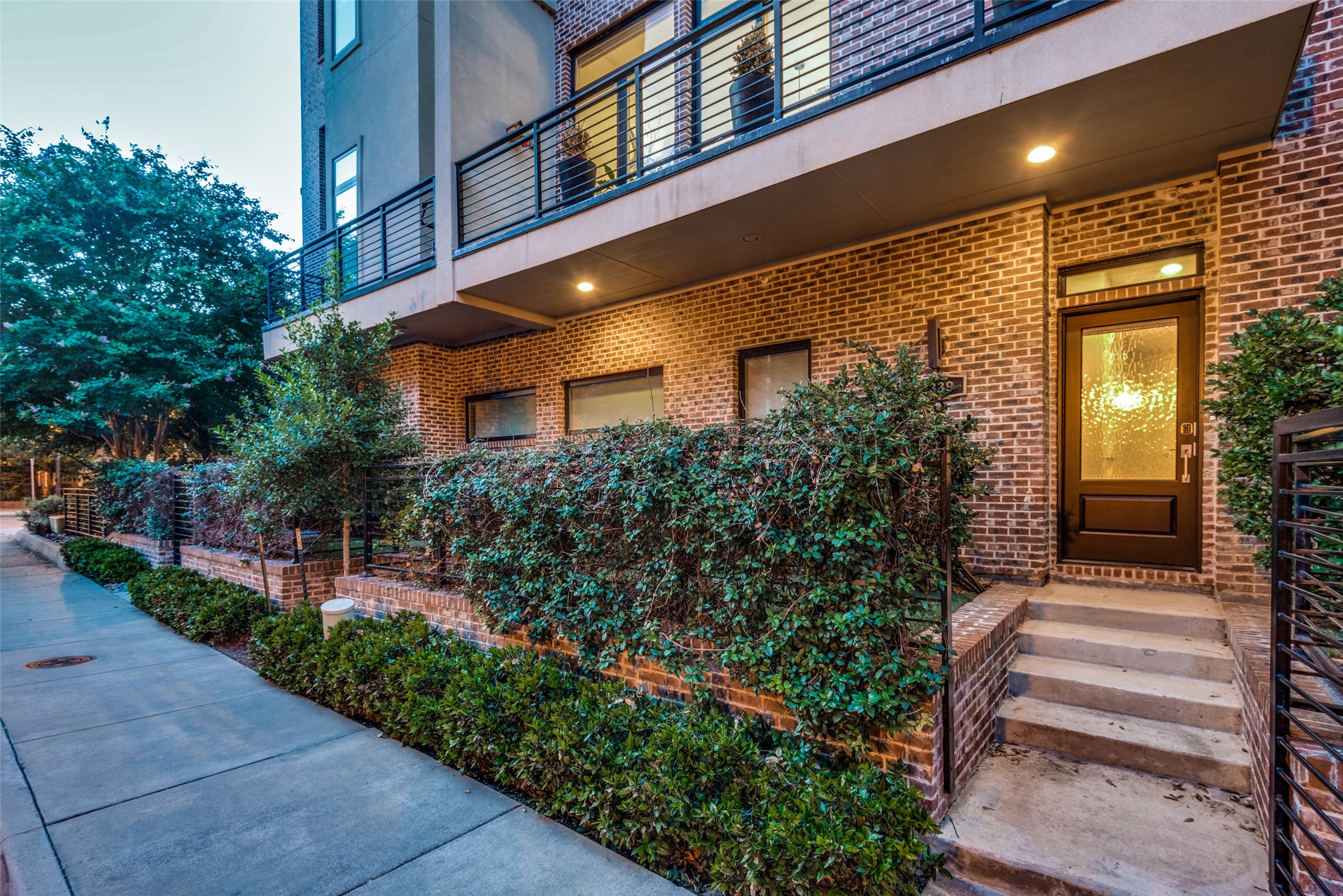 2339 Centurion Court Dallas TX 75204