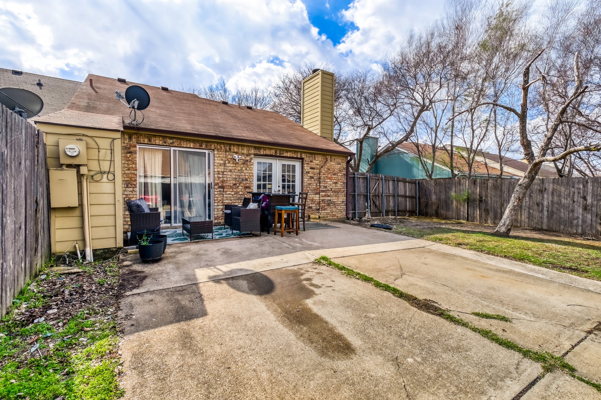 744 Lee Street Mesquite TX 75149