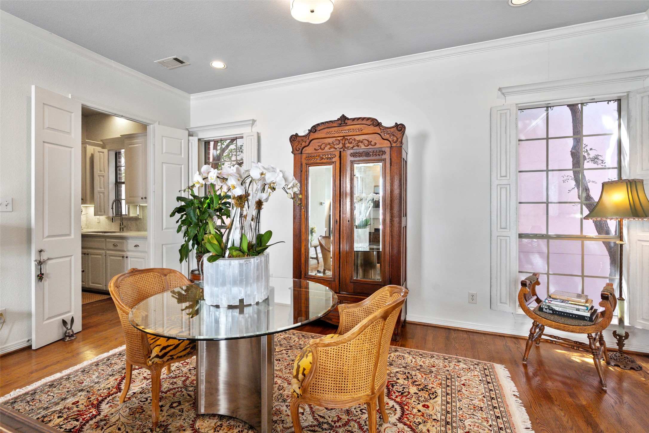 4222 Bowser Avenue Dallas TX 75219