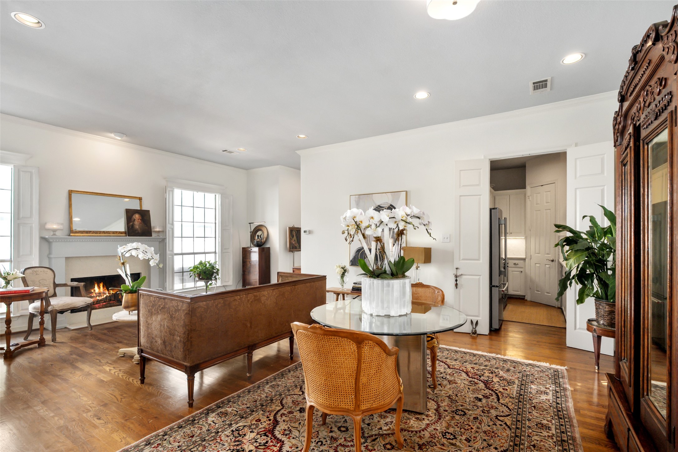 4222 Bowser Avenue Dallas TX 75219