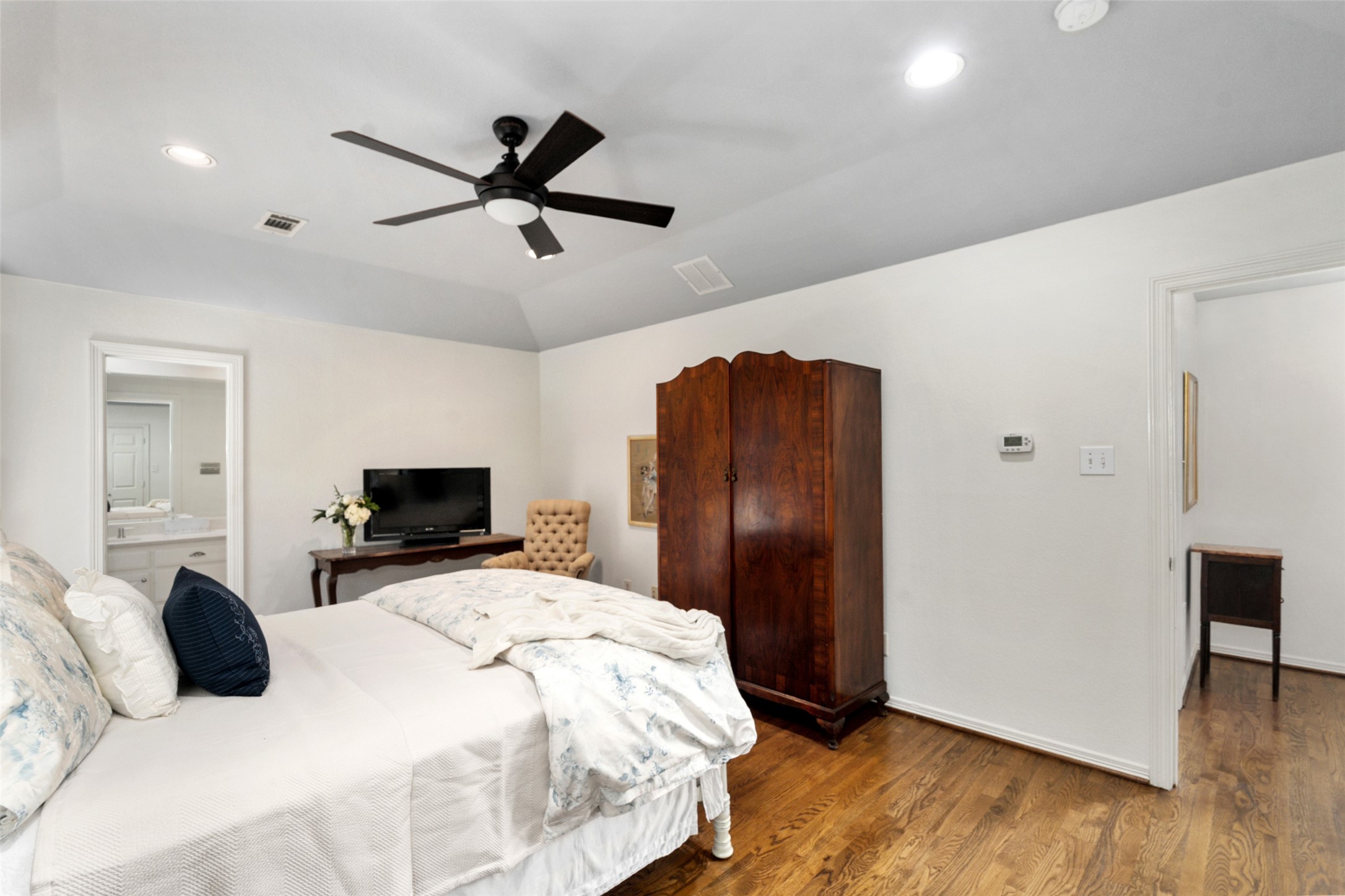 4222 Bowser Avenue Dallas TX 75219