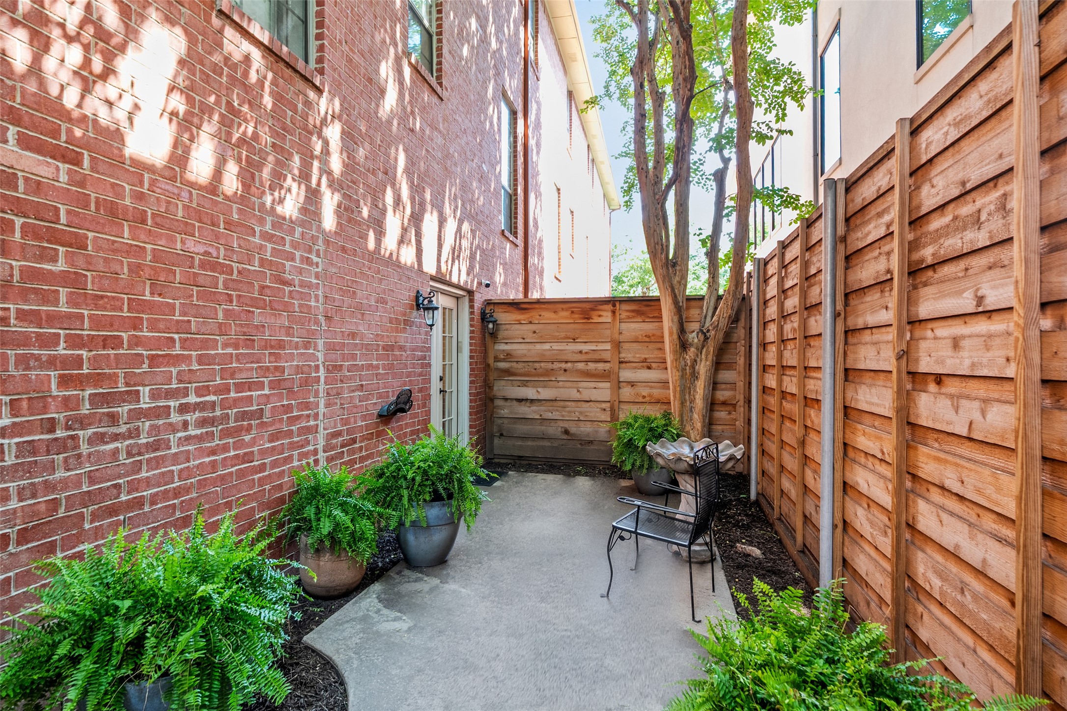 4222 Bowser Avenue Dallas TX 75219