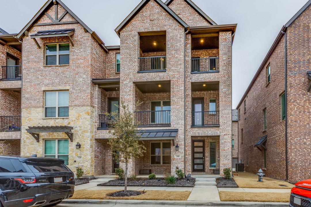 318 Colusa Drive Lewisville TX 75056