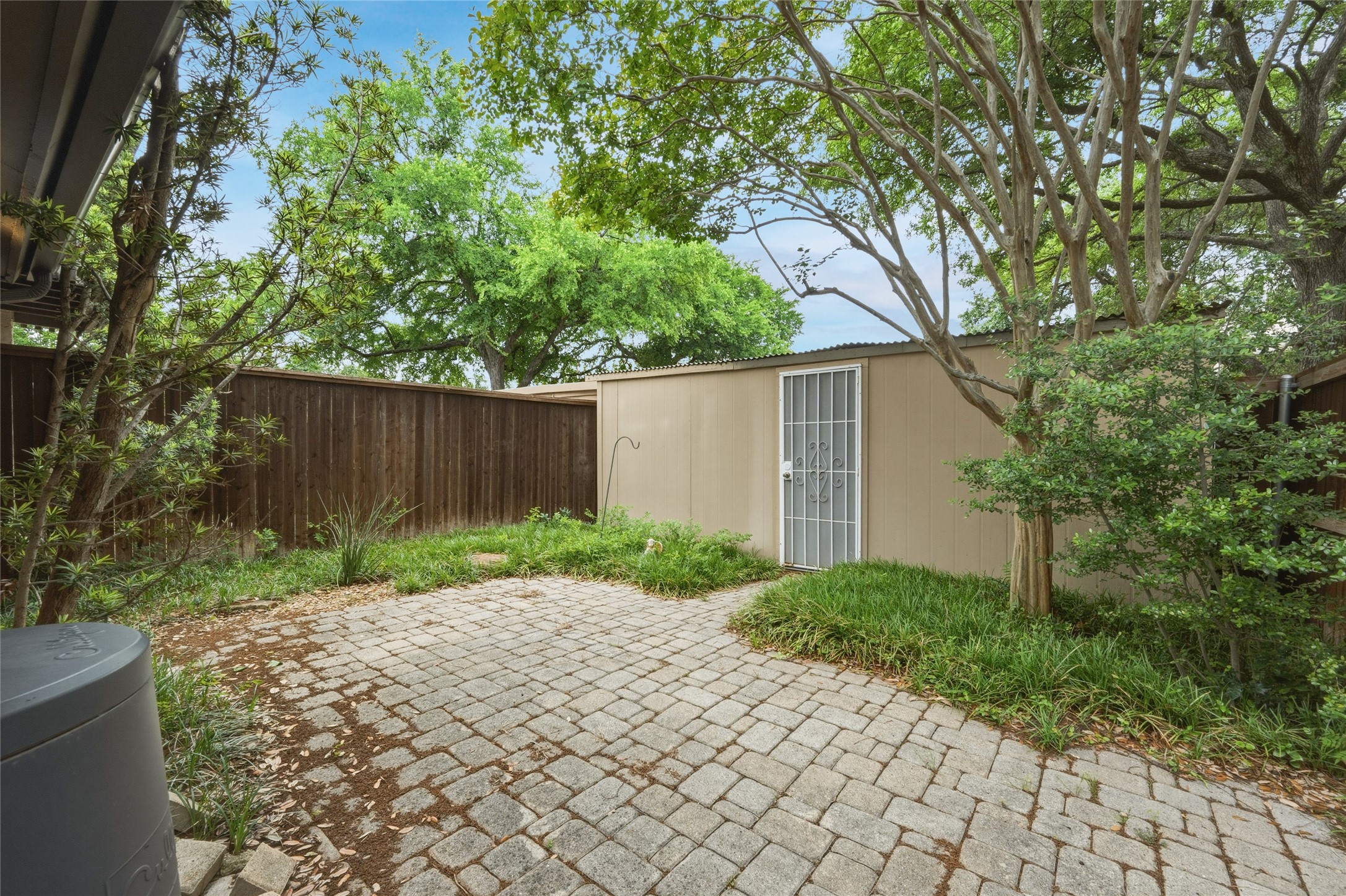 9319 Chimney Corner Lane Dallas TX 75243