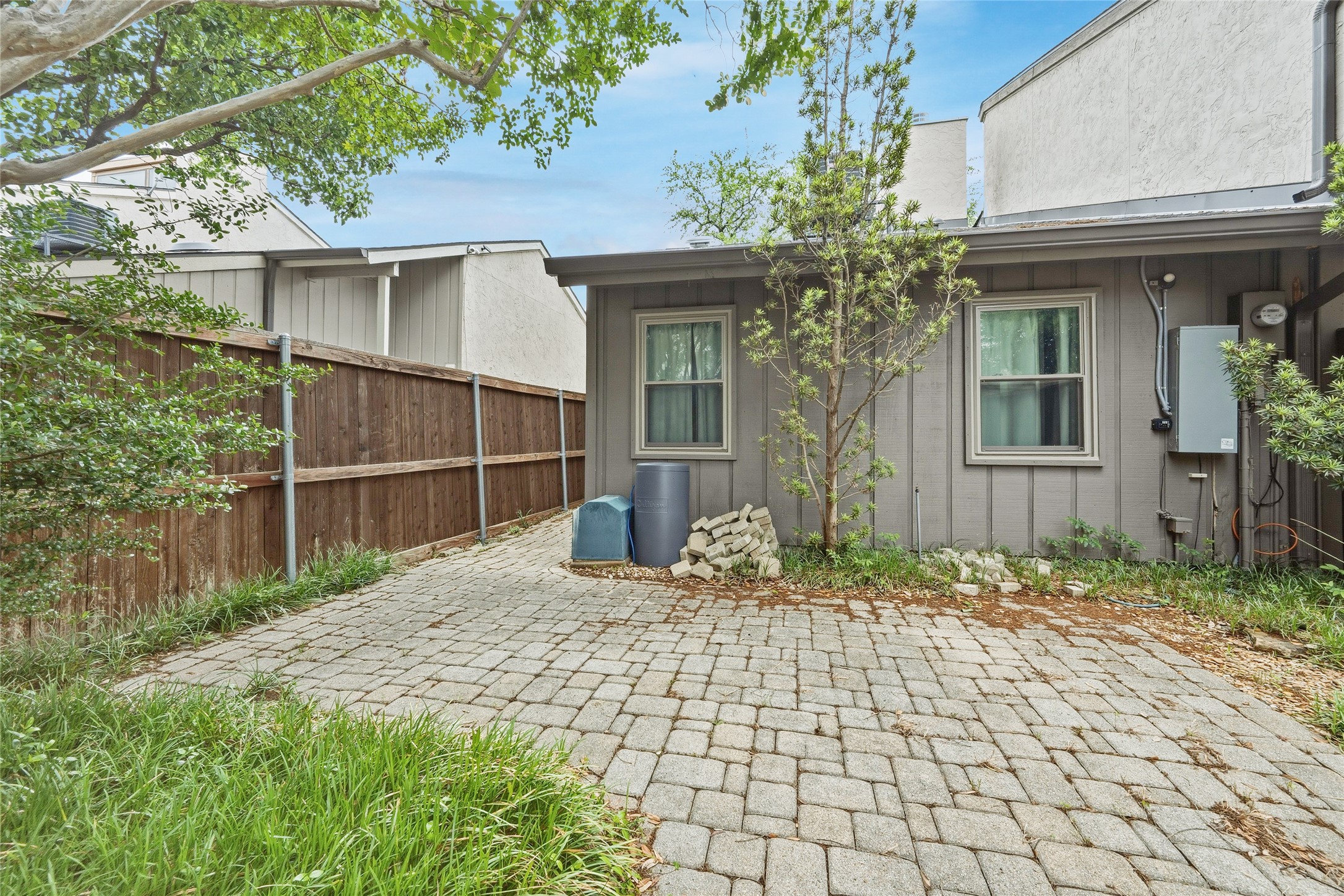 9319 Chimney Corner Lane Dallas TX 75243