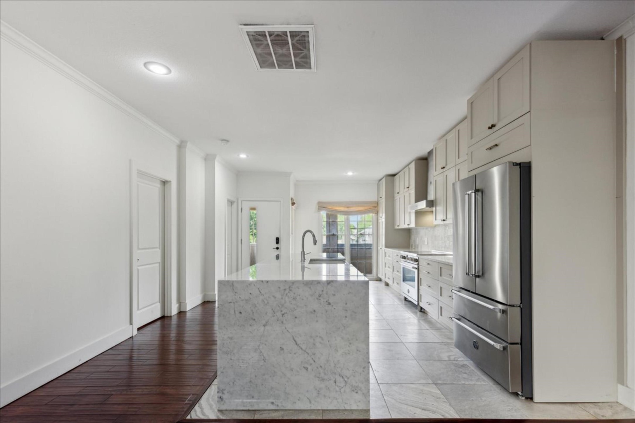 3509 Dickason Avenue Dallas TX 75219