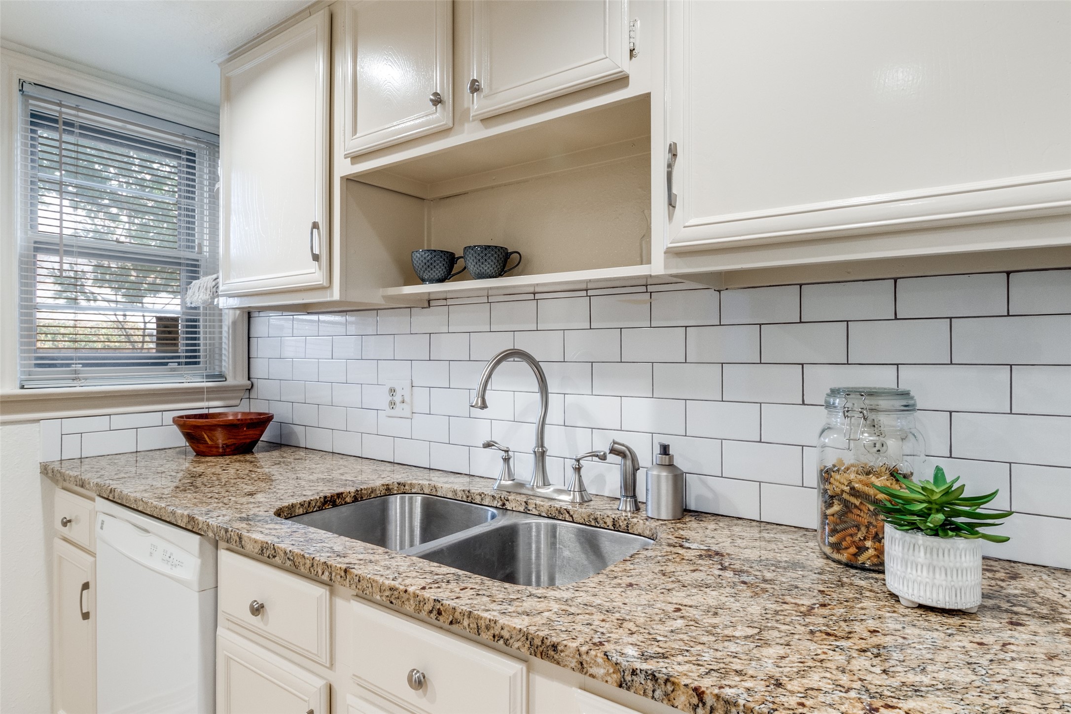 6486 Bordeaux Avenue Dallas TX 75209