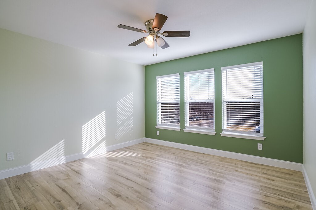 410 Carolyn Drive Bedford TX 76021