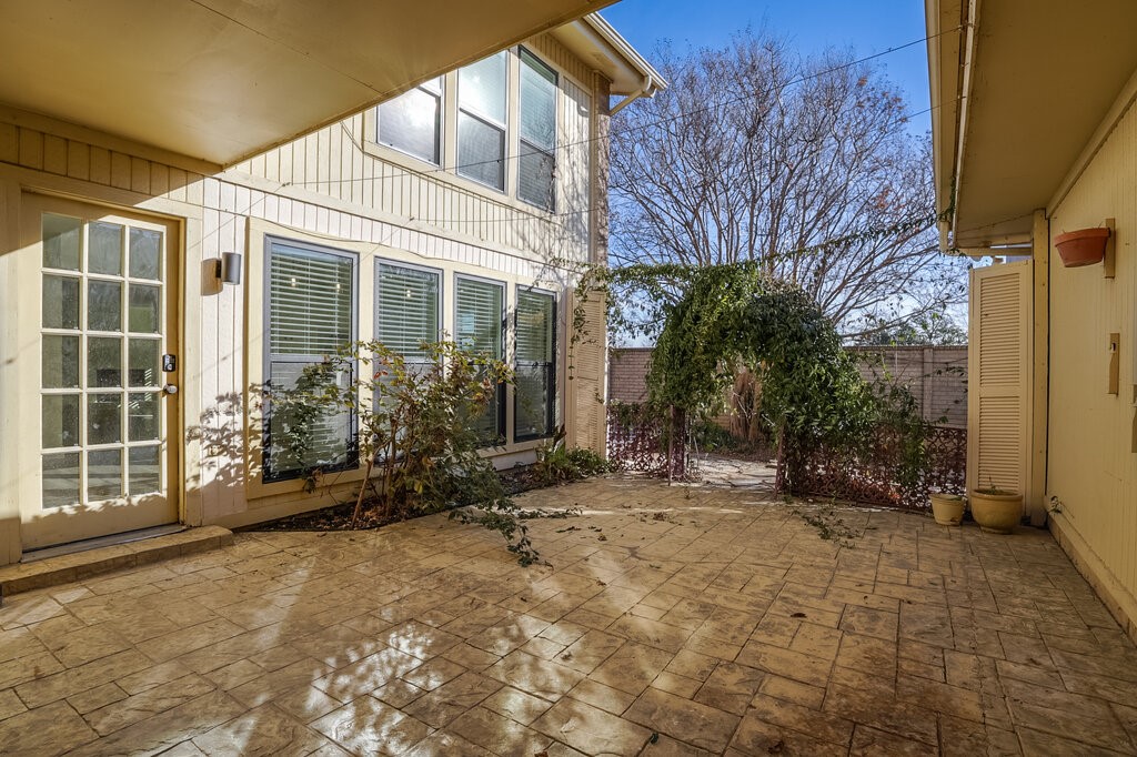 410 Carolyn Drive Bedford TX 76021