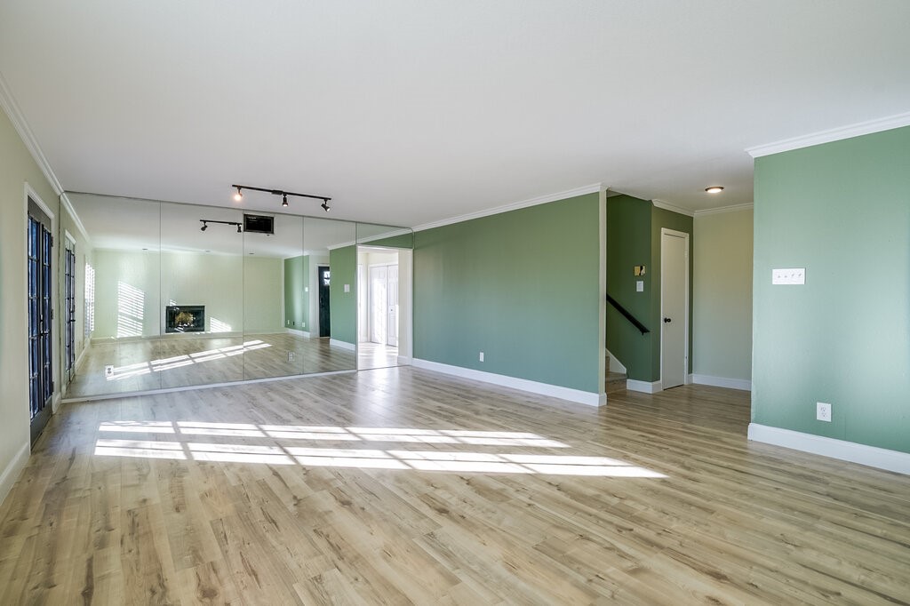 410 Carolyn Drive Bedford TX 76021