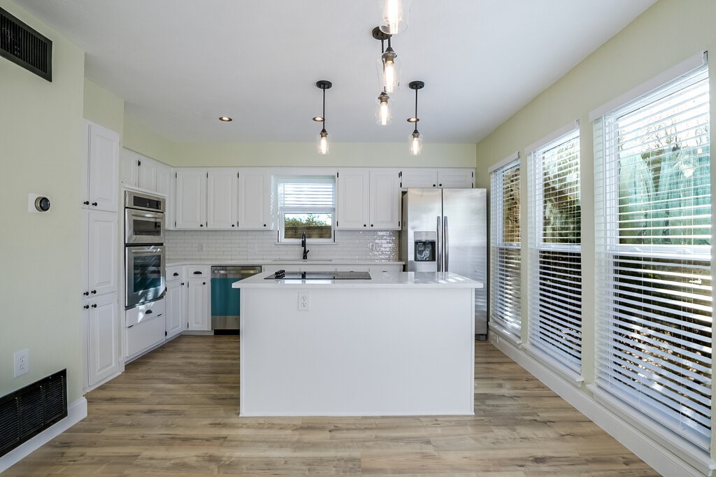 410 Carolyn Drive Bedford TX 76021