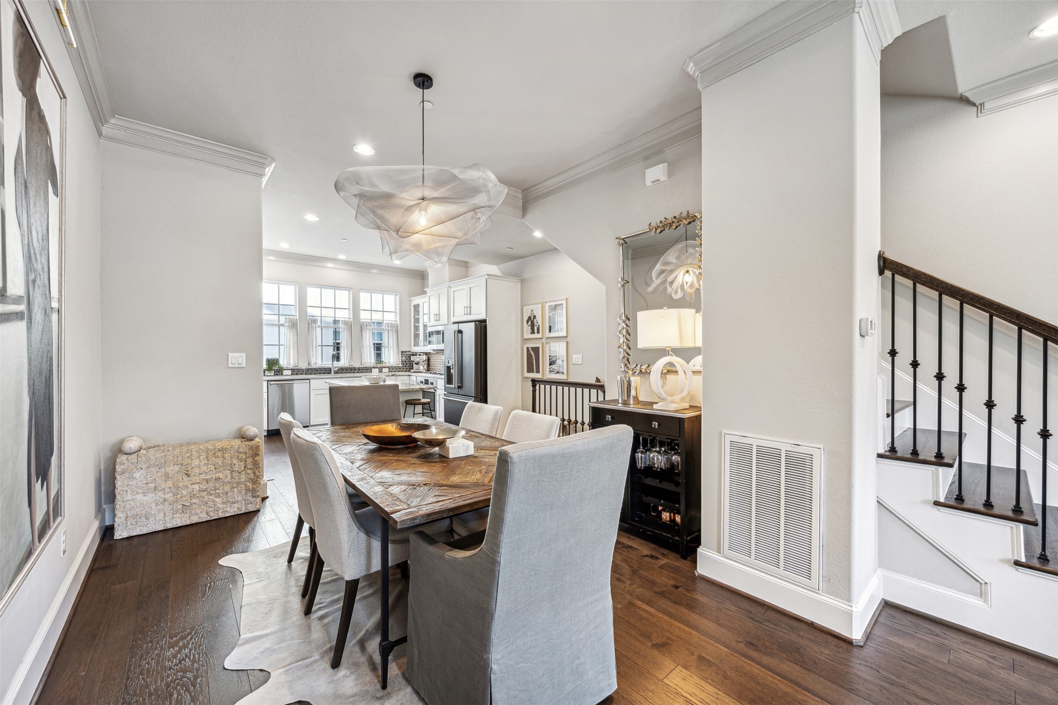 7333 Valley View Lane Dallas TX 75240