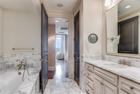 3505 Turtle Creek Boulevard Dallas TX 75219