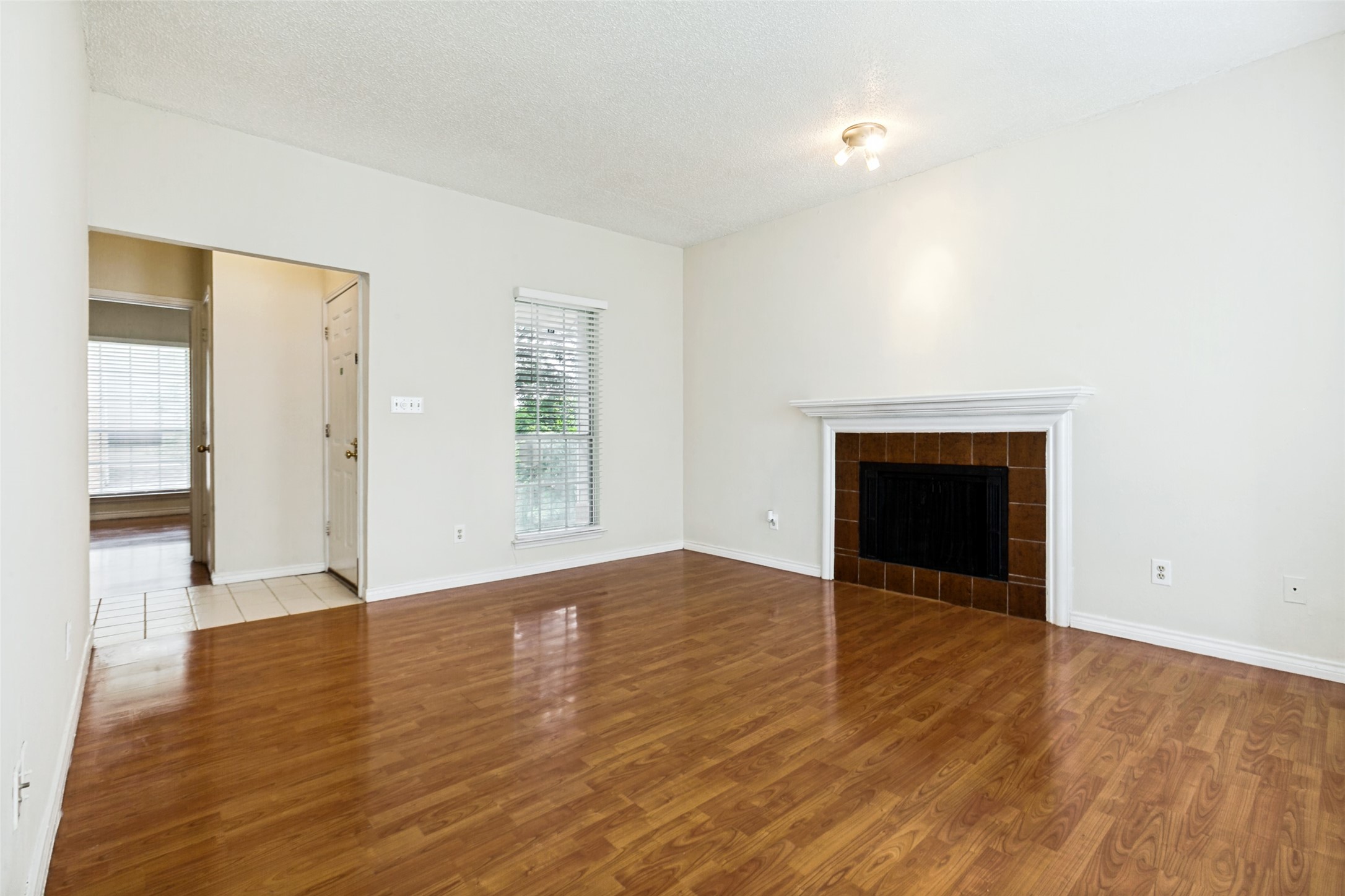8600 Coppertowne Lane Dallas TX 75243