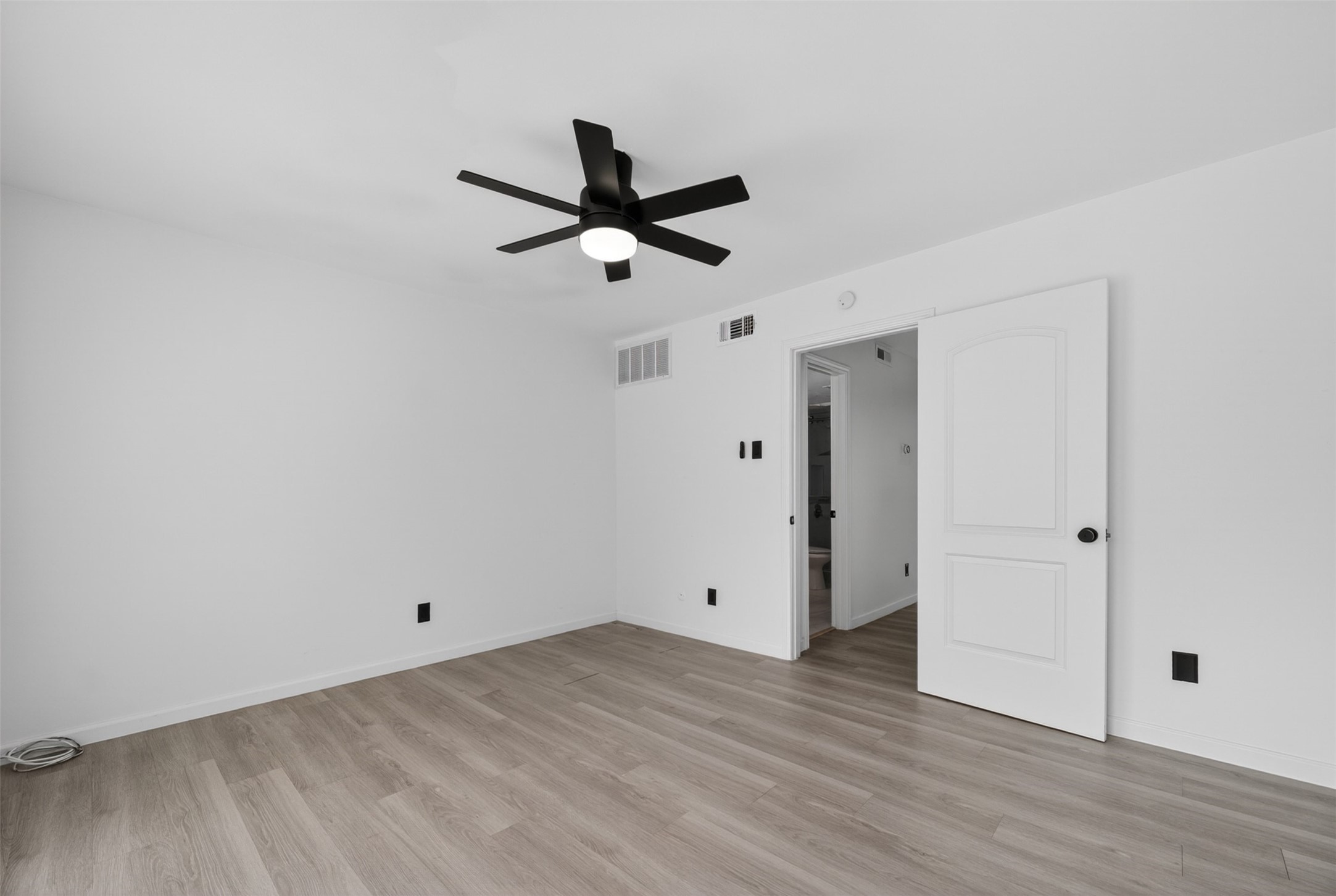 7522 Holly Hill Drive Dallas TX 75231