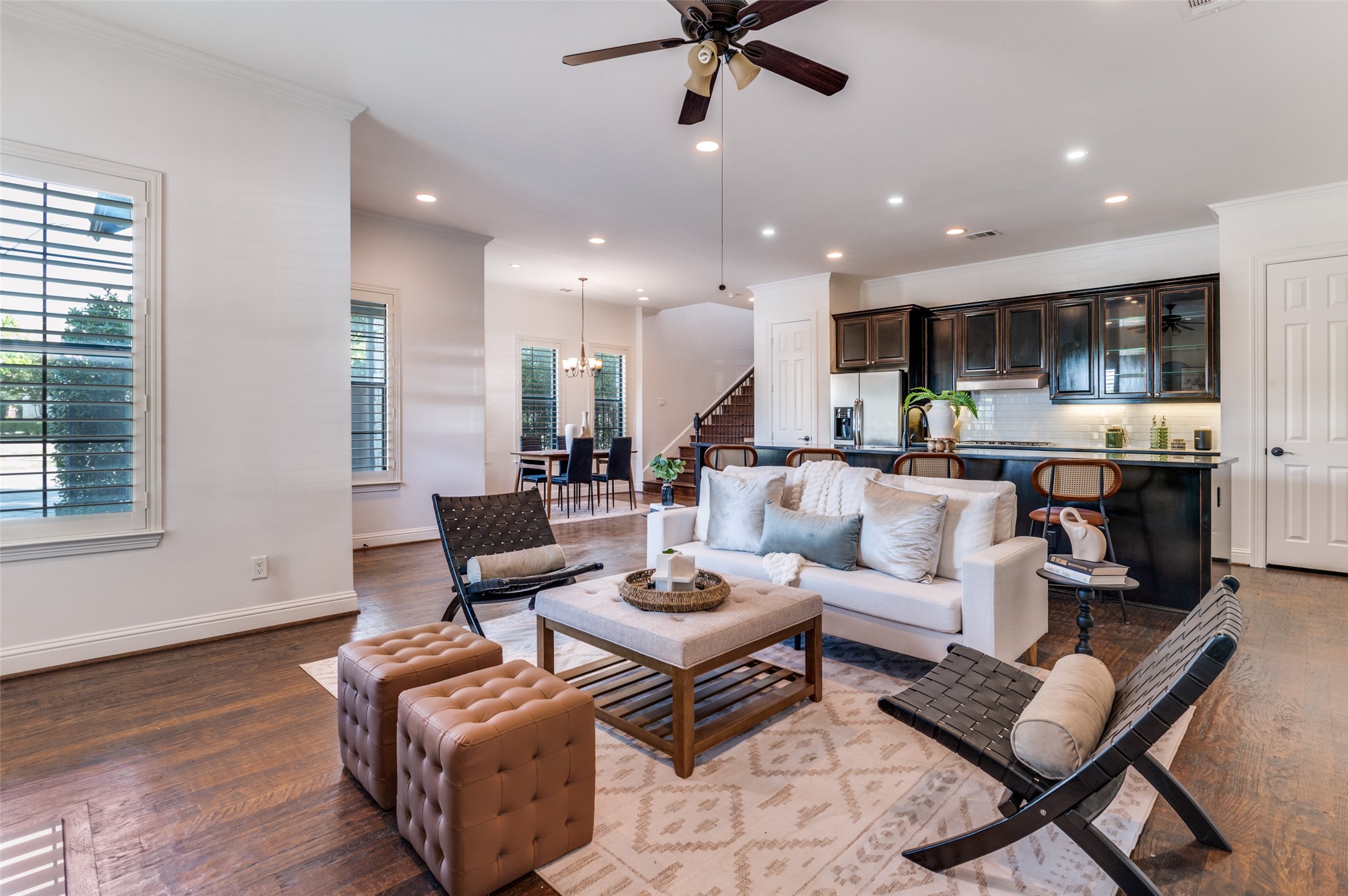 1120 Hemingway Lane Irving TX 75063