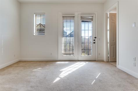 1120 Hemingway Lane Irving TX 75063