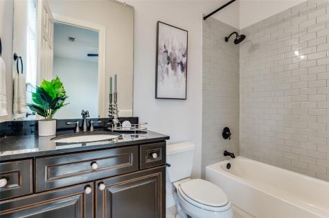 1120 Hemingway Lane Irving TX 75063