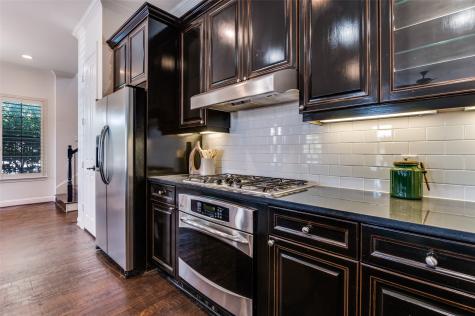 1120 Hemingway Lane Irving TX 75063