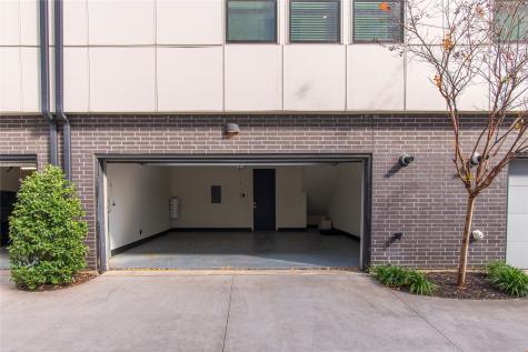 2000 Park Avenue Dallas TX 75215