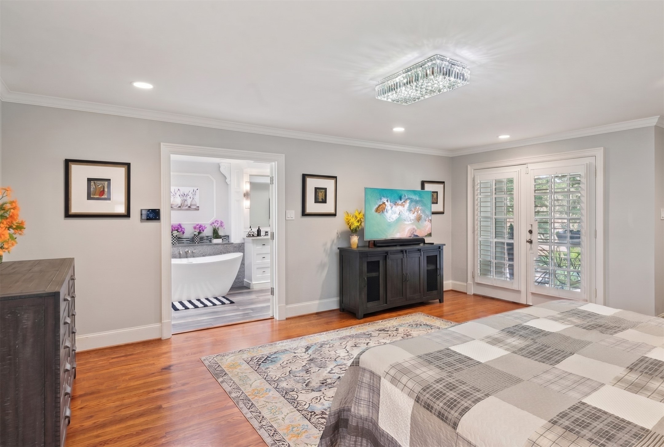 4656 Christopher Place Dallas TX 75204