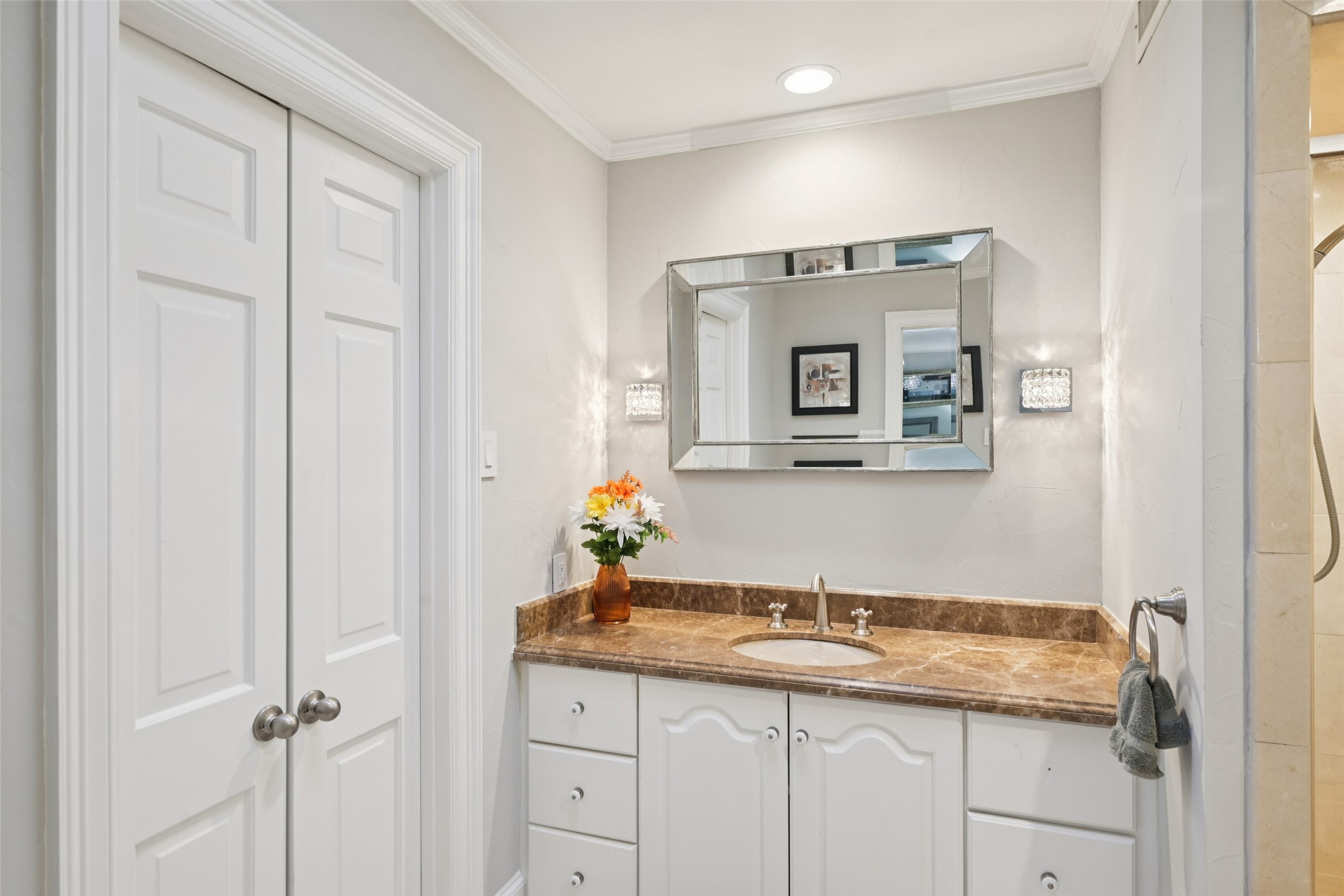 4656 Christopher Place Dallas TX 75204