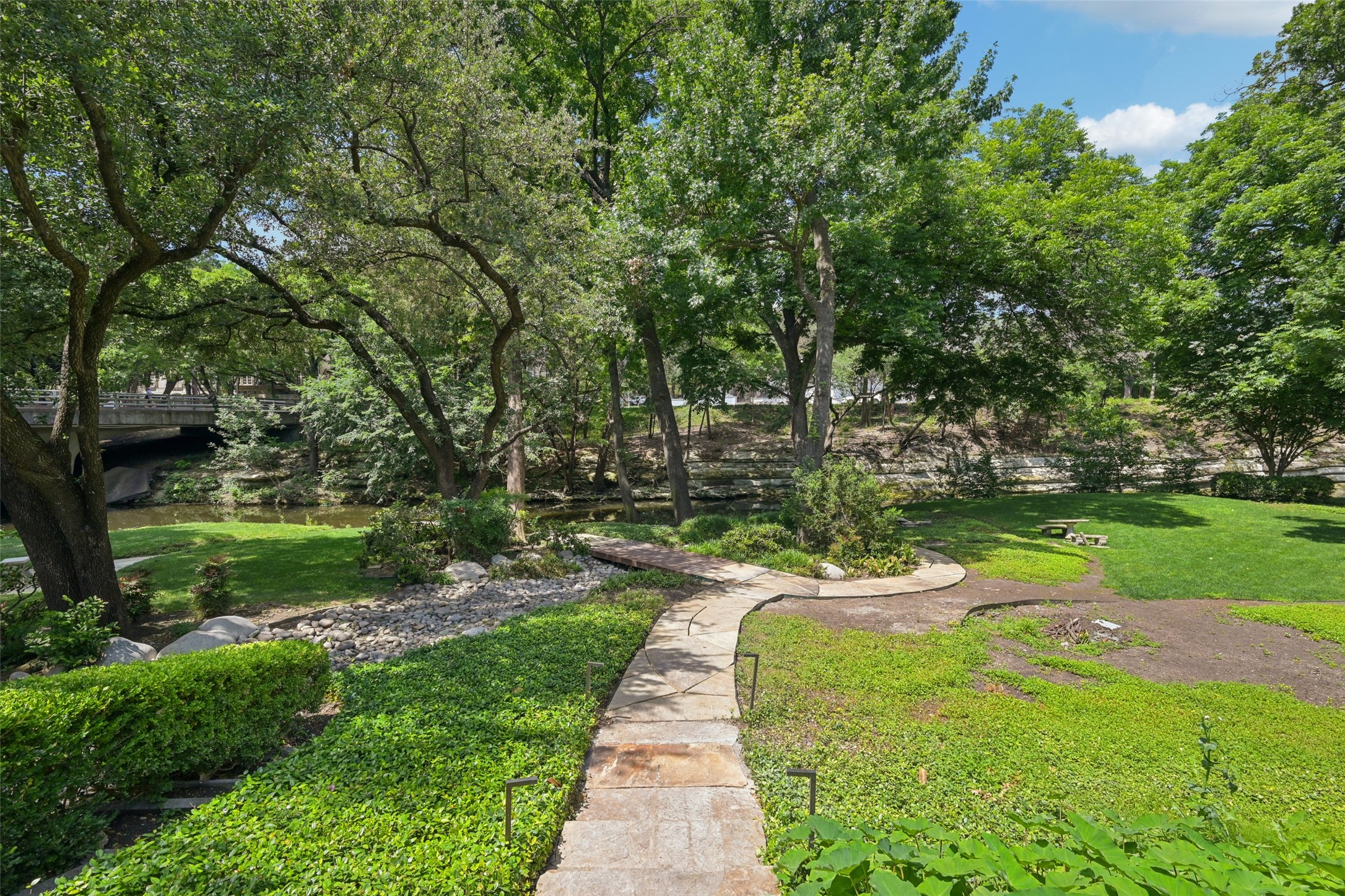4656 Christopher Place Dallas TX 75204
